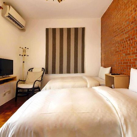 Isshoni House Apartment Tainan Exterior photo
